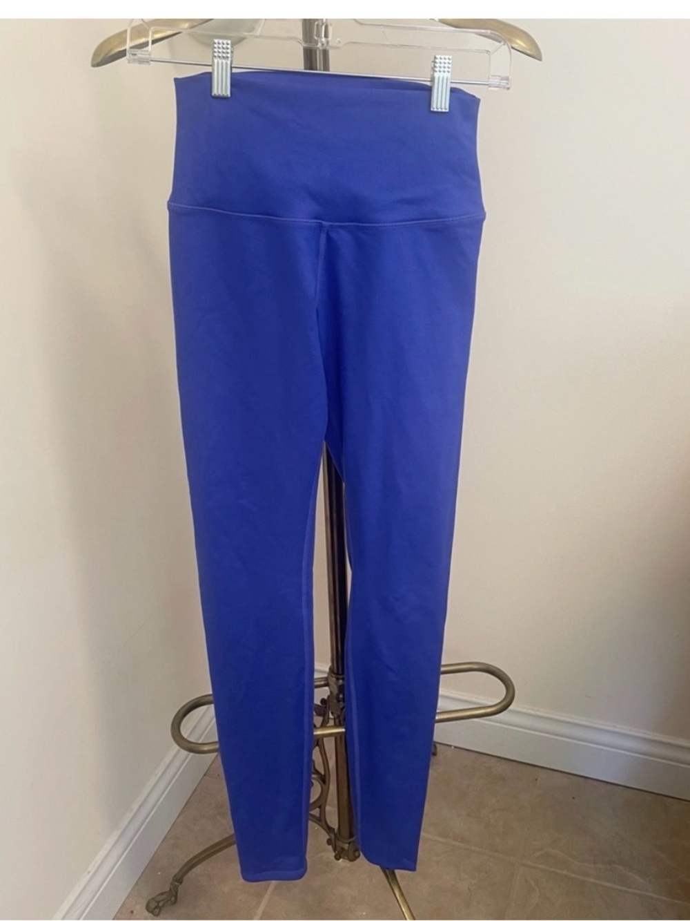 Awesome Alo High-Waist Airlift Legging!